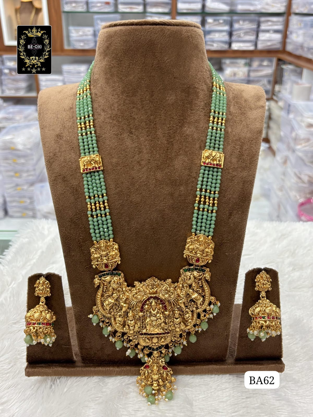BA62 TEMPLE LONG SOUTH NECKLACE GREEN