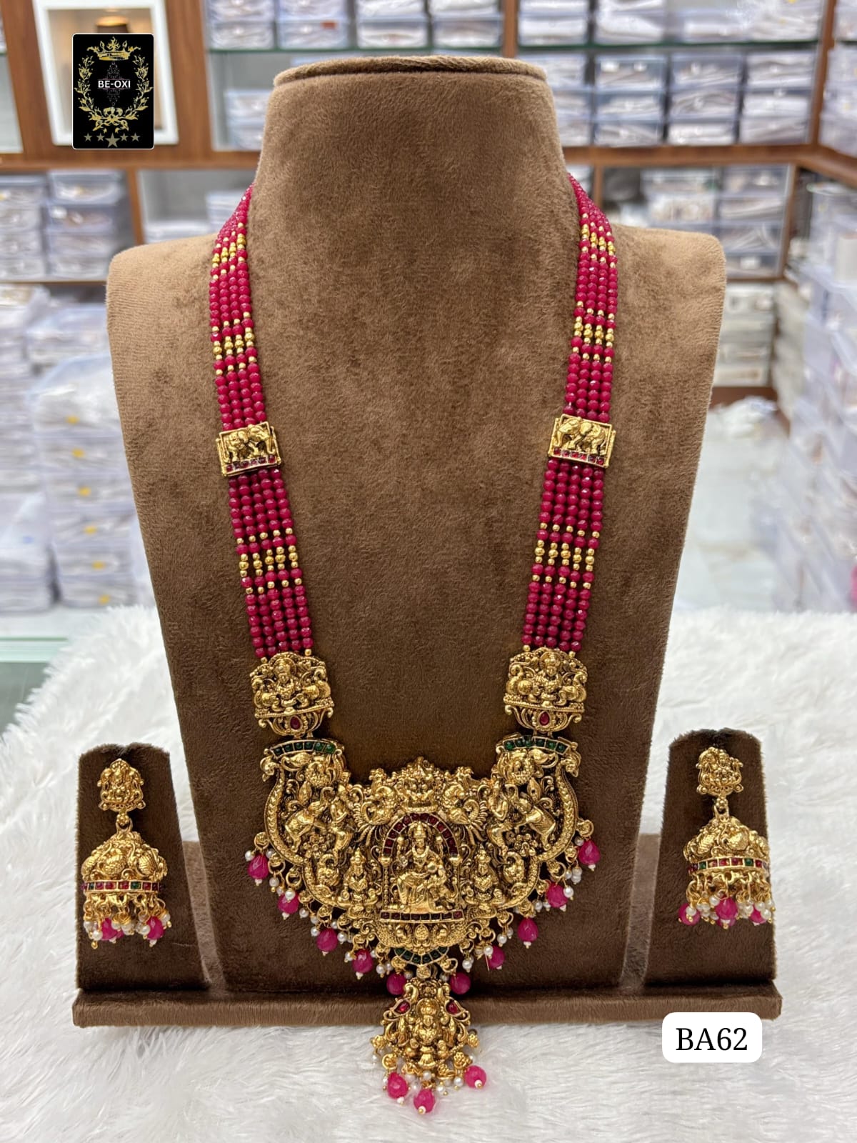 BA62 TEMPLE LONG SOUTH NECKLACE RED