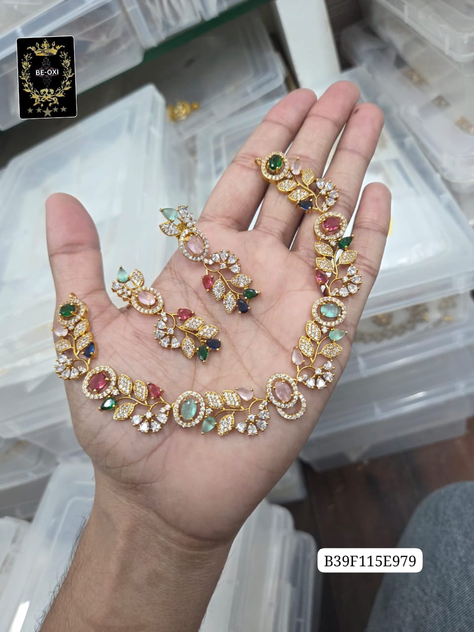 B39F115E979 AD BRASS NECKLACE