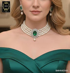BMH64E550 GREEN STONE PEARL CHOKER
