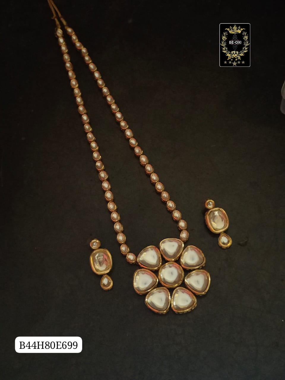 B44H80E699 KUNDAN FLOWER LONG