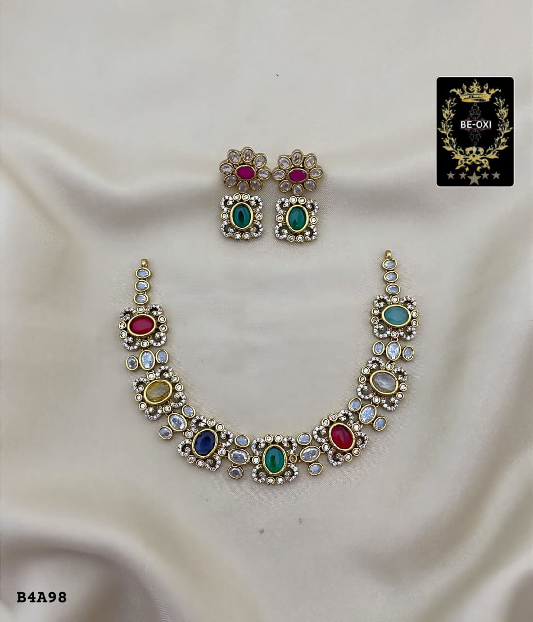 B4A98E833 PREMIUM QUALITY MULTI COLOUR NECKLACE