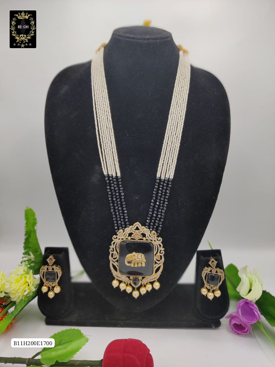 B11H200E1700 ELEPHANT MONALISA LONG NECKLACE