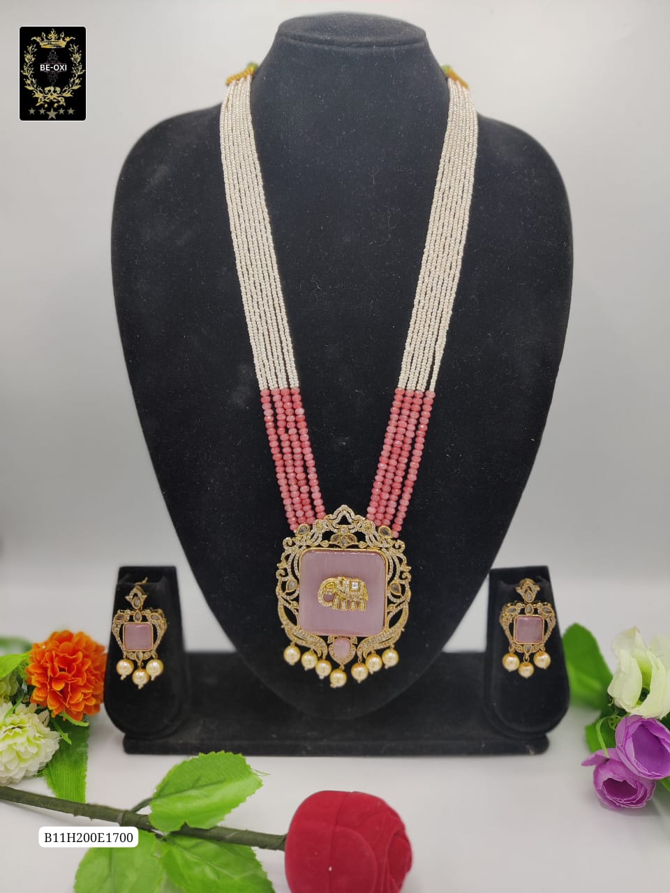 B11H200E1700 ELEPHANT MONALISA LONG NECKLACE