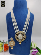 B12H170E1445  MONALISA LONG NECKLACE
