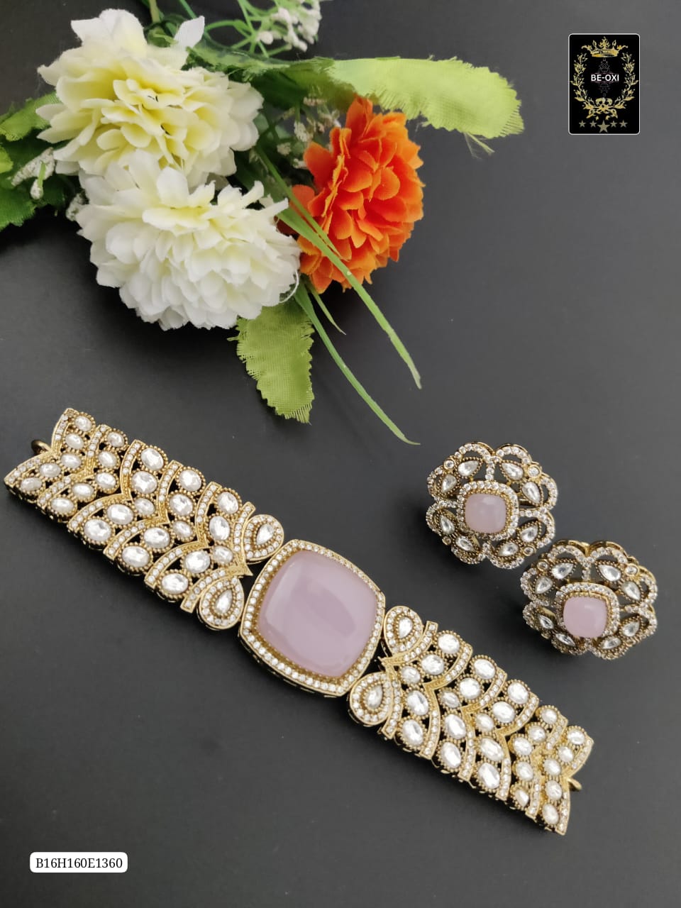 B16H160E1360  PREMIUM MOSSANITE CHOKER