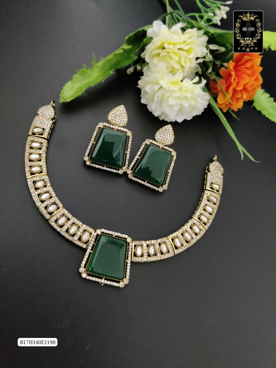 B17H140E1190 MOSSANITE HASULI NECKLACE