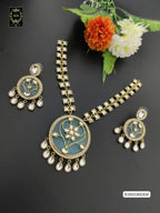 B18H100E850 MONALISA POLKI NECKLACE