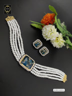 B19H110E935 PREMIUM STONE POLKI EARRINGS