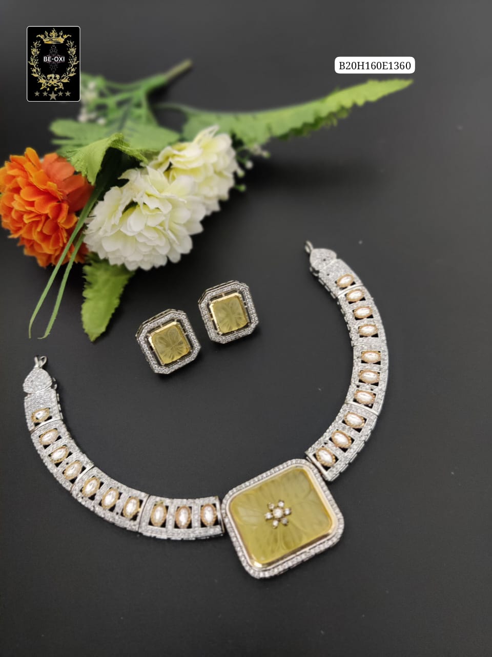 B20H160E1360  MOSSANITE HASULI NECKLACE