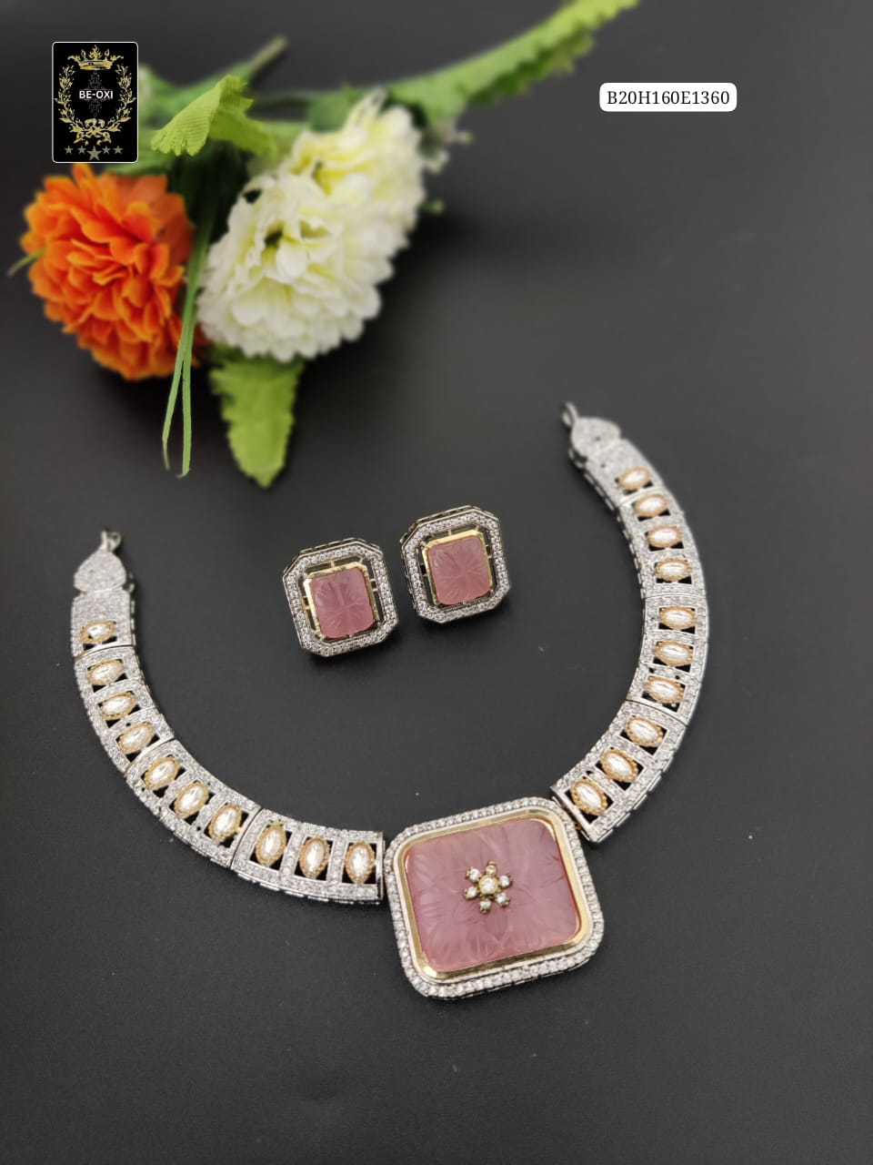 B20H160E1360  MOSSANITE HASULI NECKLACE