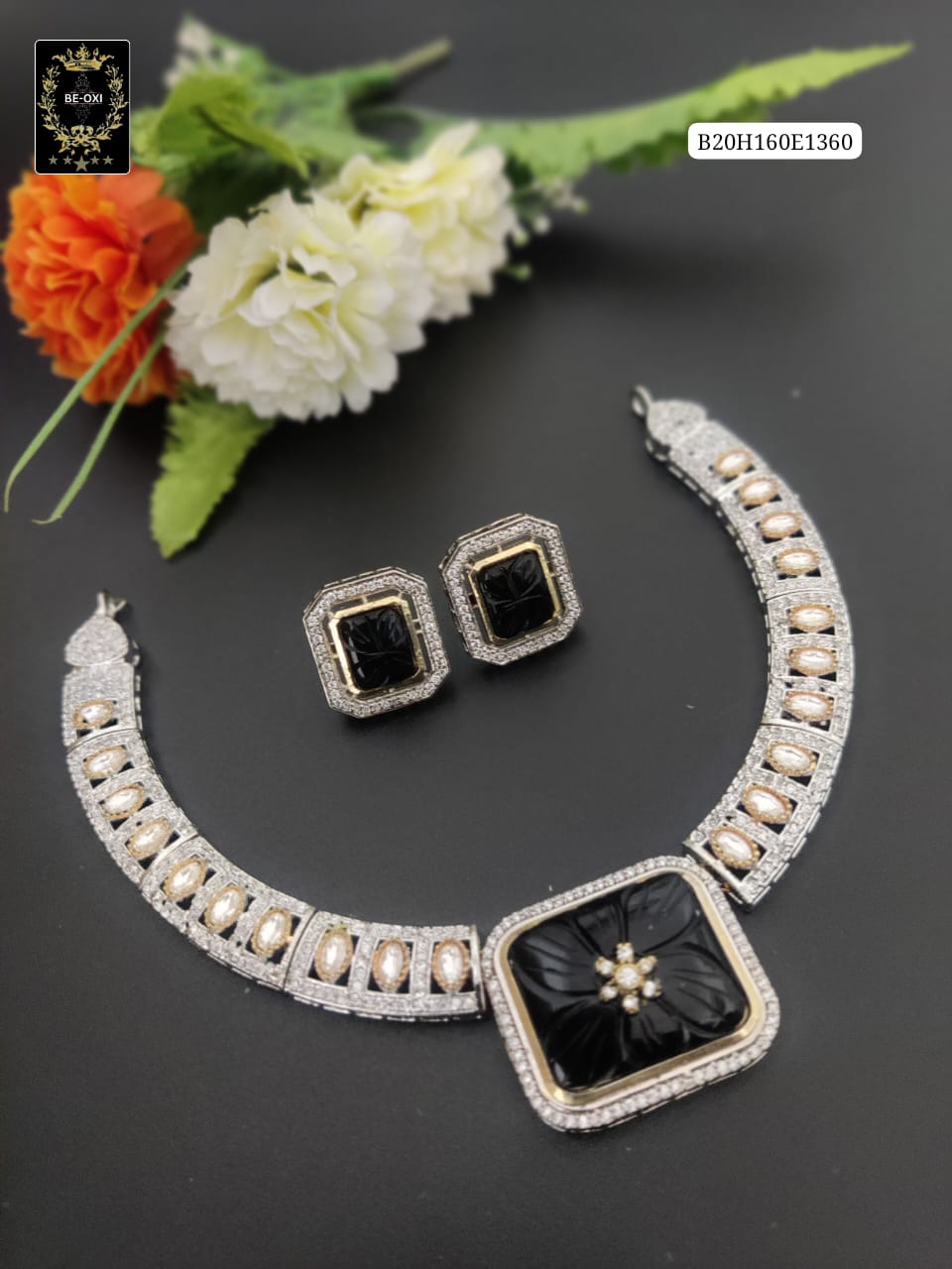 B20H160E1360  MOSSANITE HASULI NECKLACE