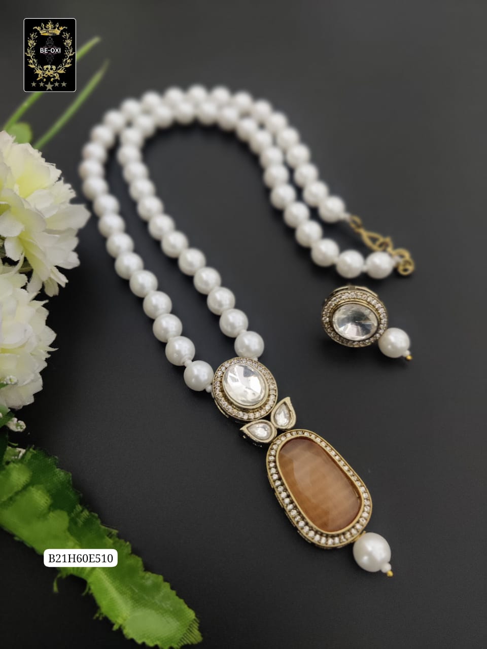 B21H60E510 MONALISA LONG PENDENT