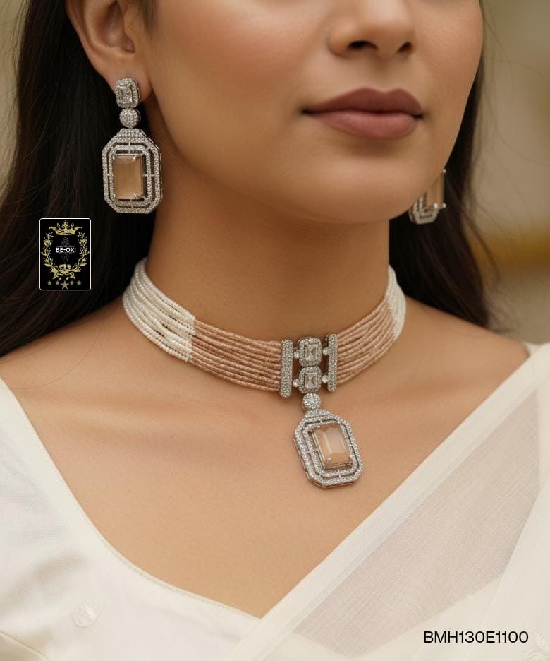 BMH130E1100 PEACH STONE HYDRO CRYSTAL CHOKER