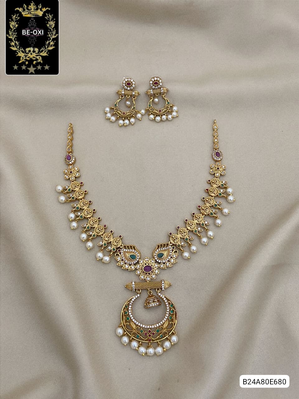 B24A80E680 GOLD DUST NECKLACE