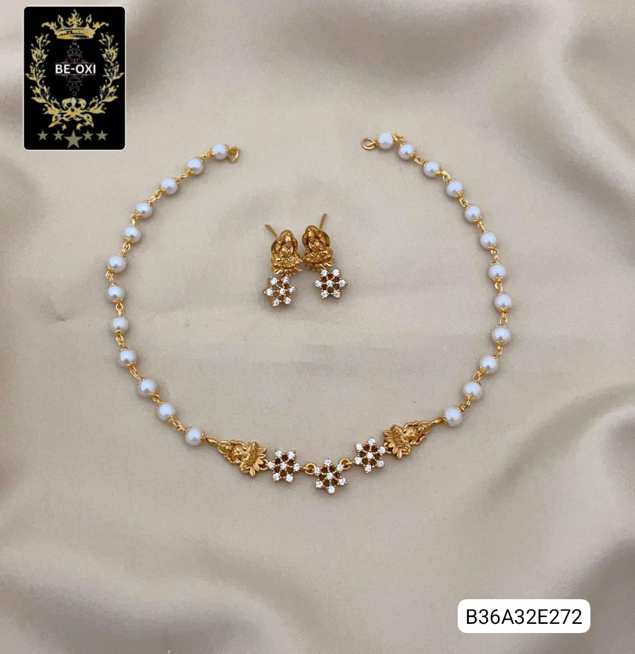 B36A32E299 GOLD DUST SHORT PEARL NECKLACE