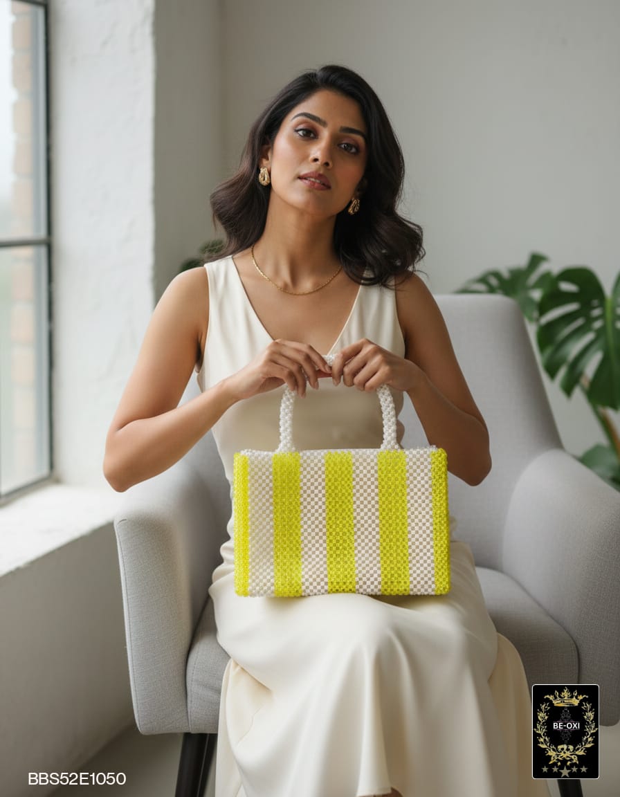 BBS52 PEARL HANDCRAFT HANDBAGS