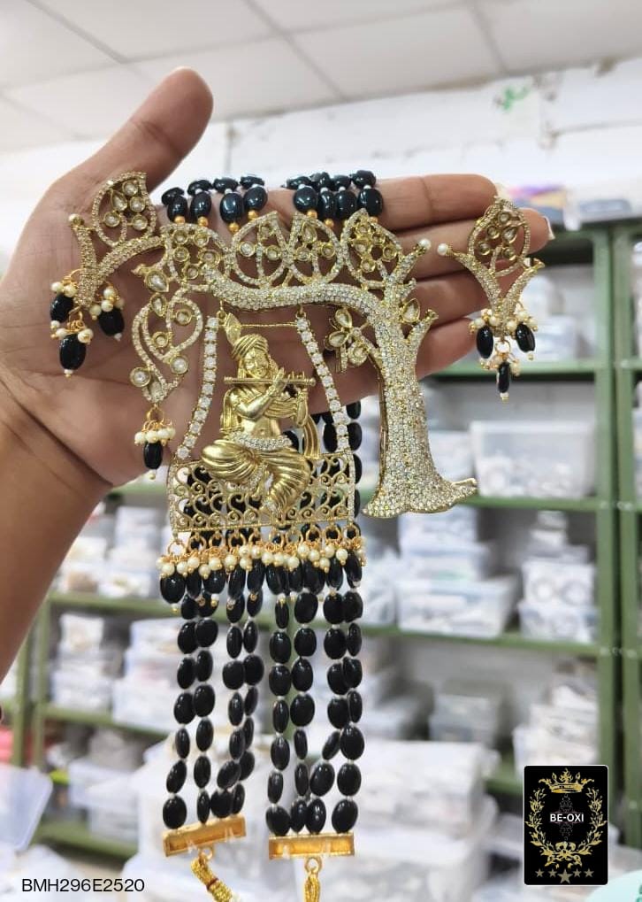 BMH296E2520 BLACK MOISSANITE KRISHNA LONG