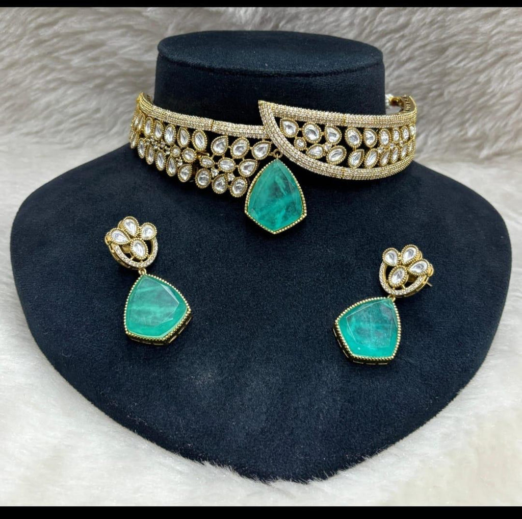 B7H240E2040 MOSSANITE CHOKER