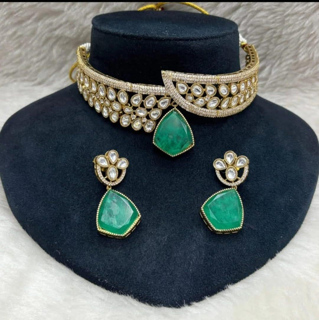 B7H240E2040 MOSSANITE CHOKER