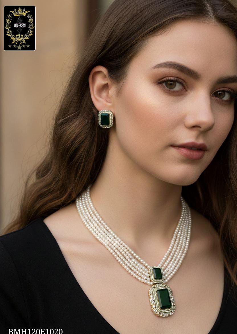 BMH120E1020 GREEN MONALISA AD PENDENT